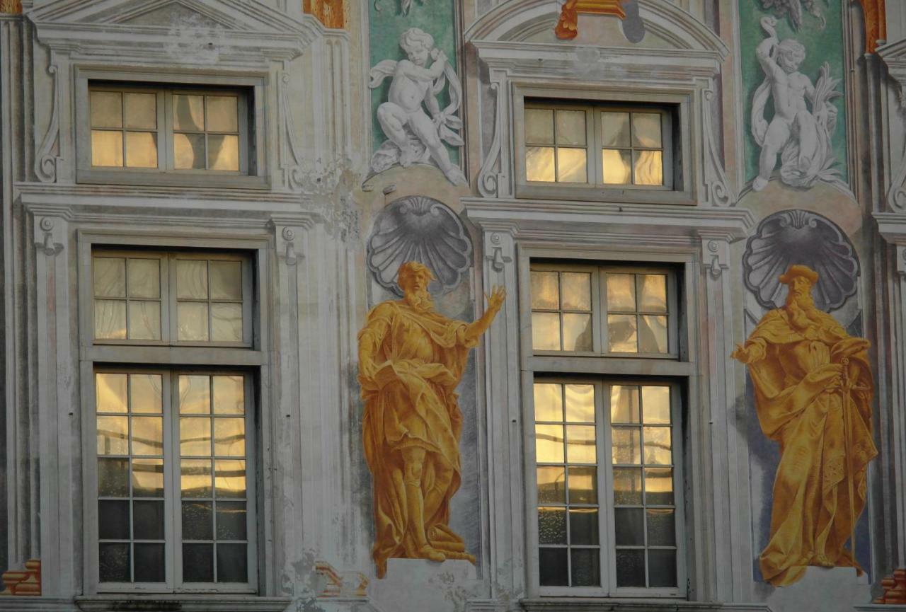 Dietro Il Teatro Modena Génova Exterior foto